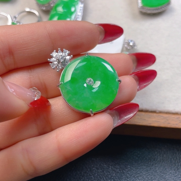 翡翠银S925镶嵌吊坠(不含链)翡翠