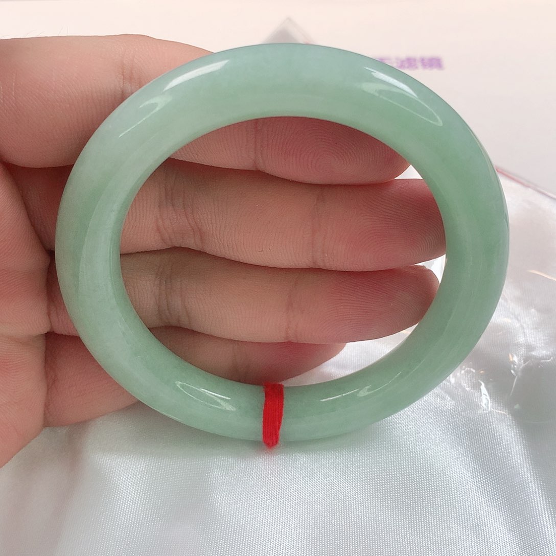 翡翠未镶嵌手镯（圆镯）306号