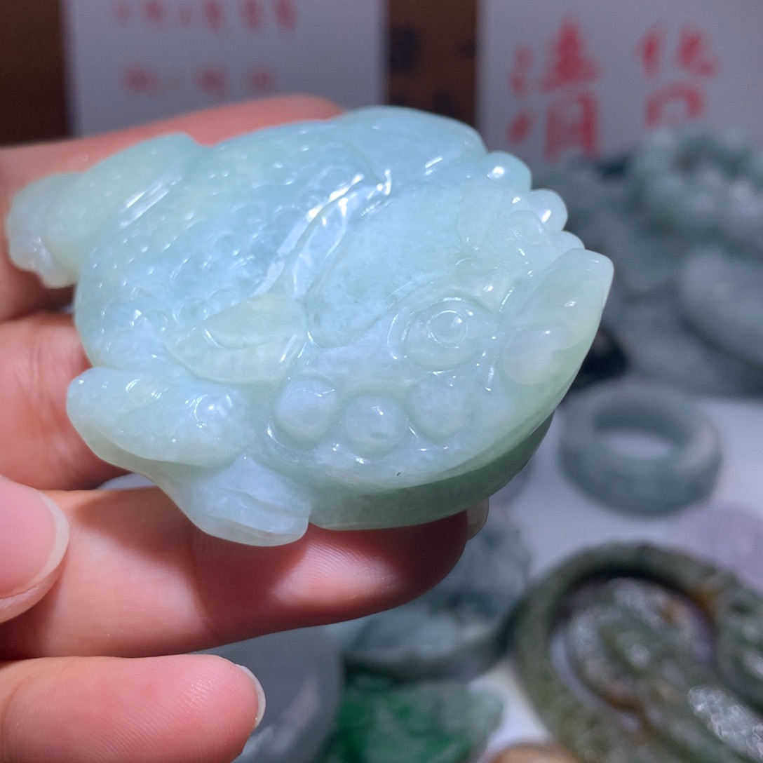 翡翠未镶嵌颈饰保真天然A货翡翠