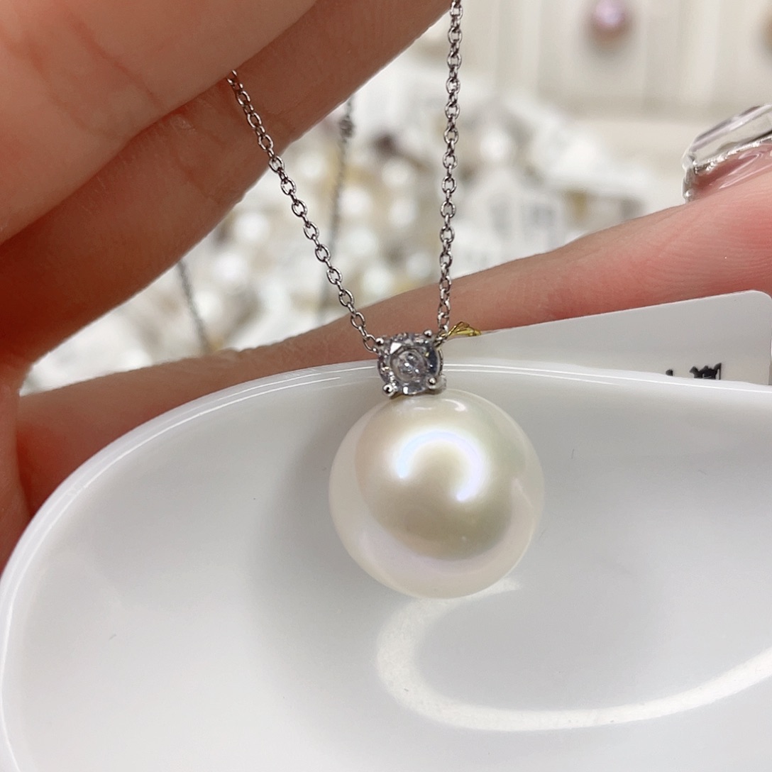 淡水珍珠吊坠(赠链)未镶嵌