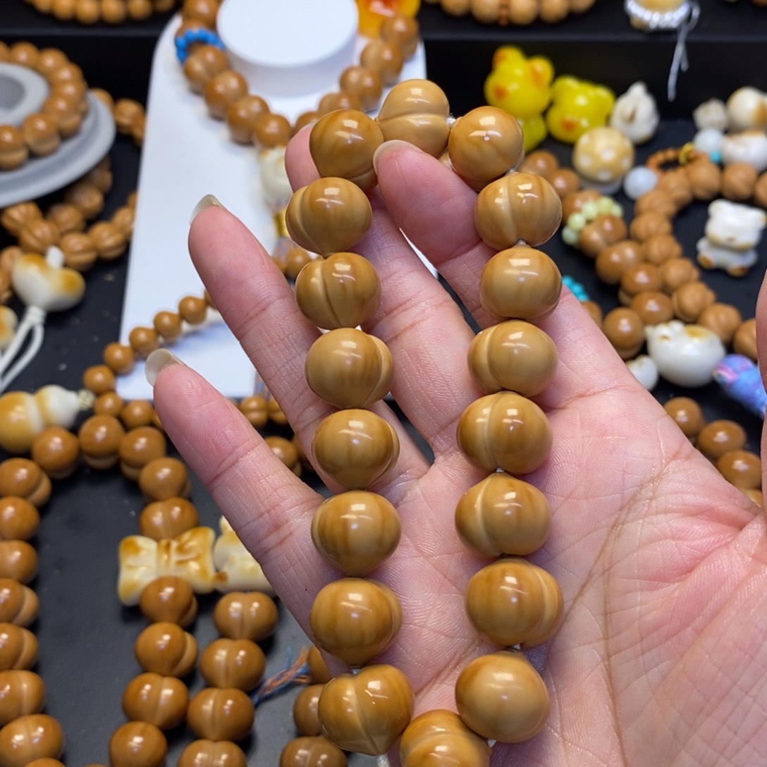 吊坠猴头核桃全品屁桃反油