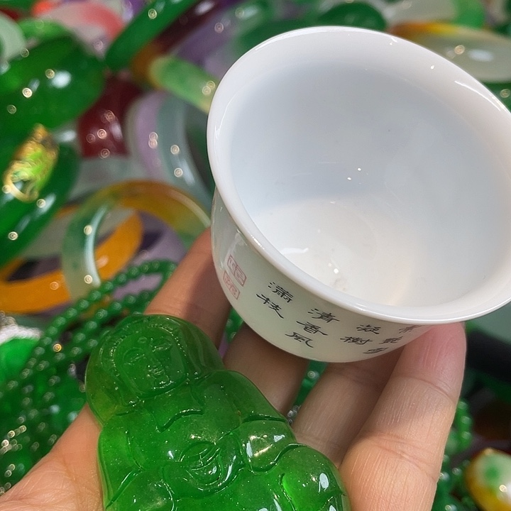 瓷片喜欢的可以关注一下