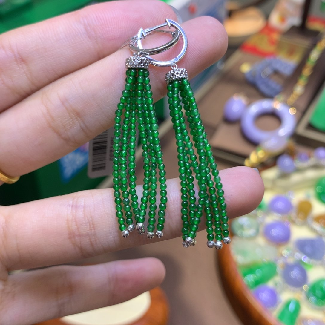 翡翠18K金镶嵌颈饰翡翠