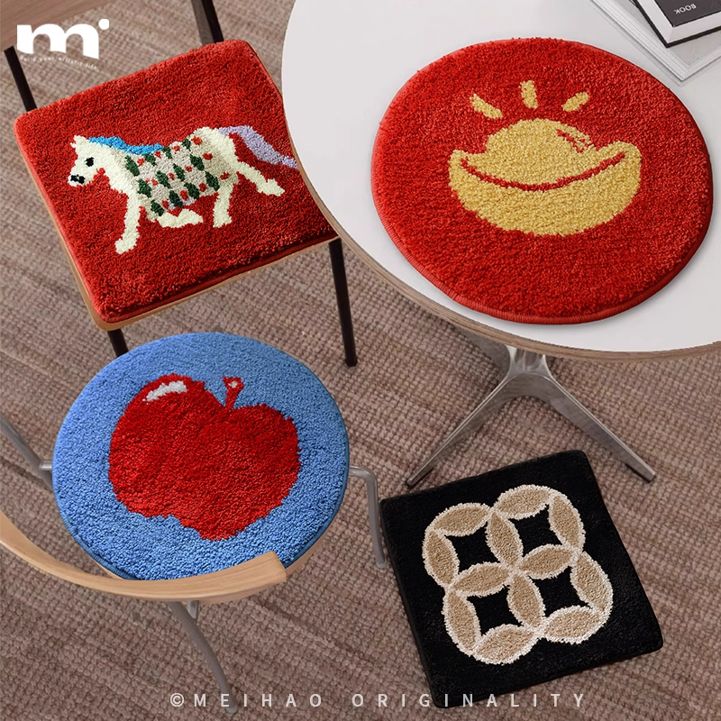 原创ins新年植绒坐垫椅子垫春节办公室保暖板凳子教室冬季马年垫