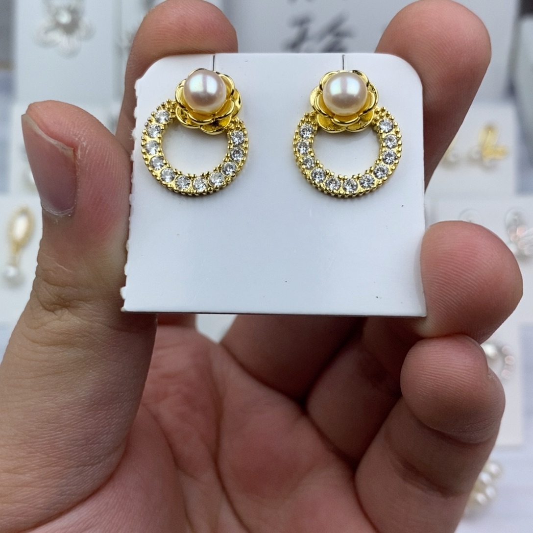 银S925镶嵌淡水珍珠耳饰