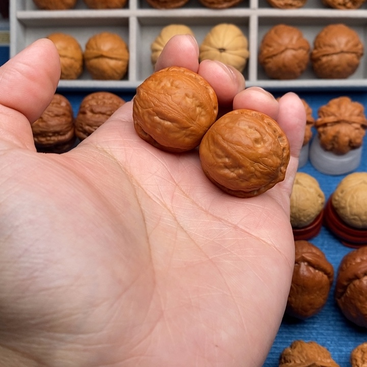 文玩核桃把件佛肚