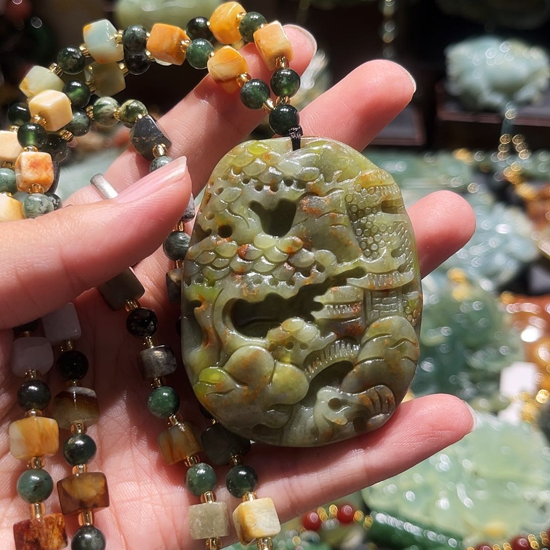 岫玉未镶嵌毛衣链