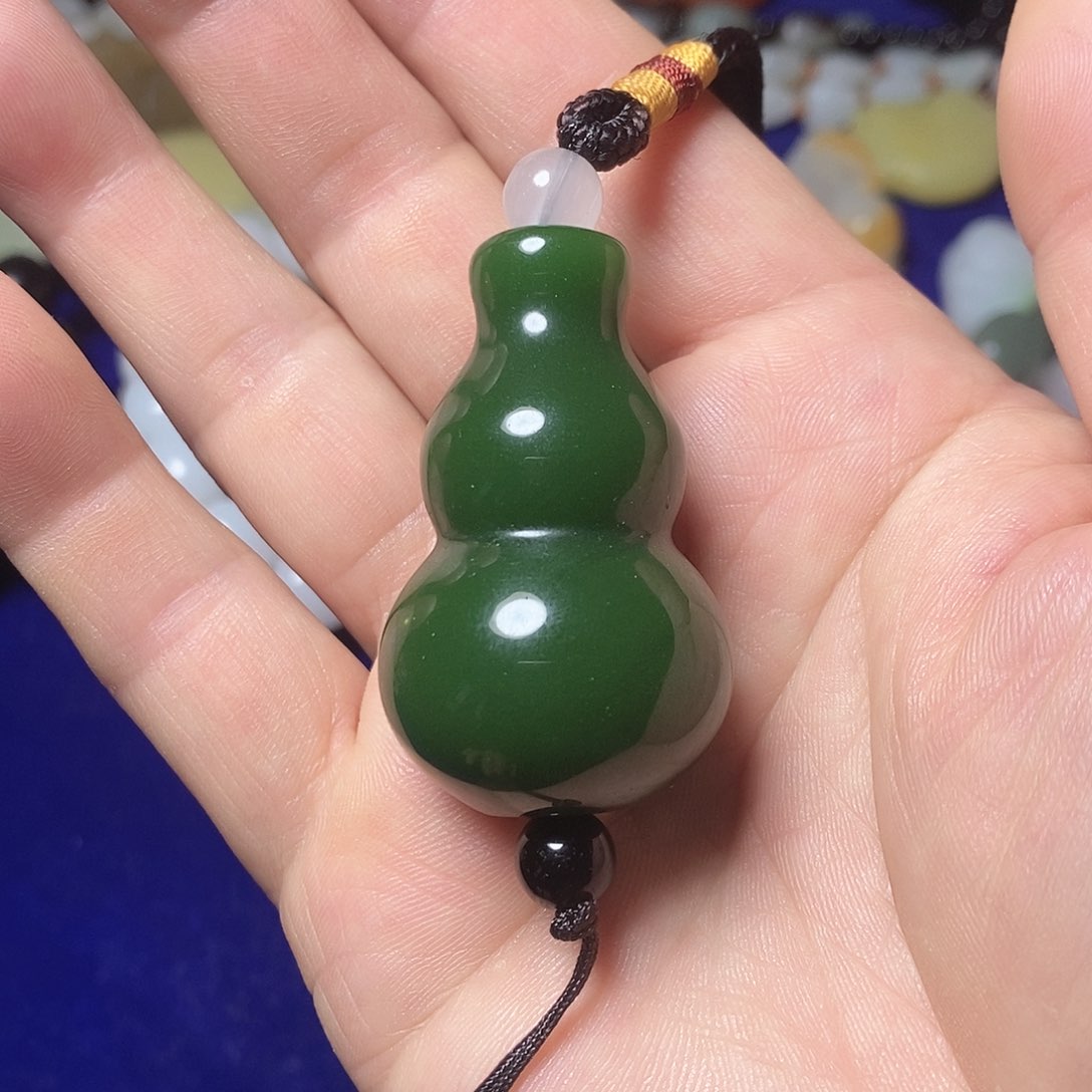 和田玉未镶嵌吊坠(不含链)