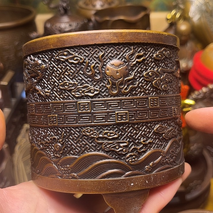 精美铜器批发档口