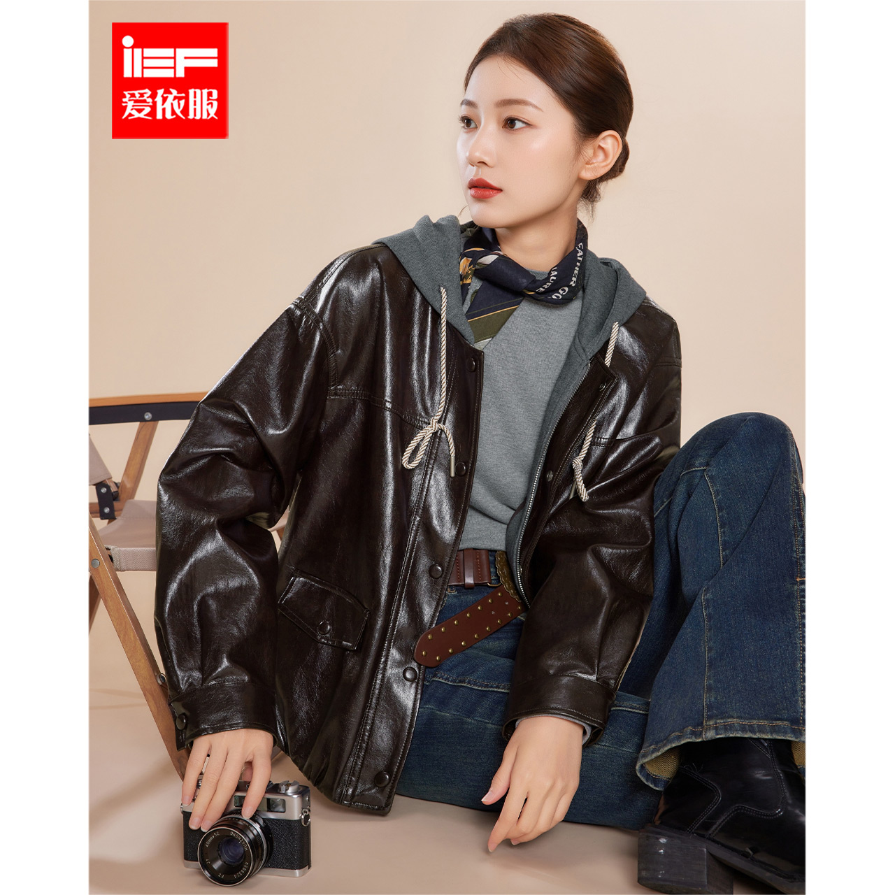 IEF/爱依服2025秋季新款美式潮酷帅气机车风通勤休闲风亮面皮外套