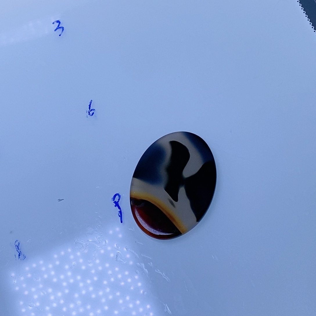 玛瑙/玉髓珠宝半成品未镶嵌牛*