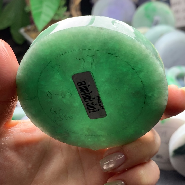 未镶嵌手镯定制翡翠