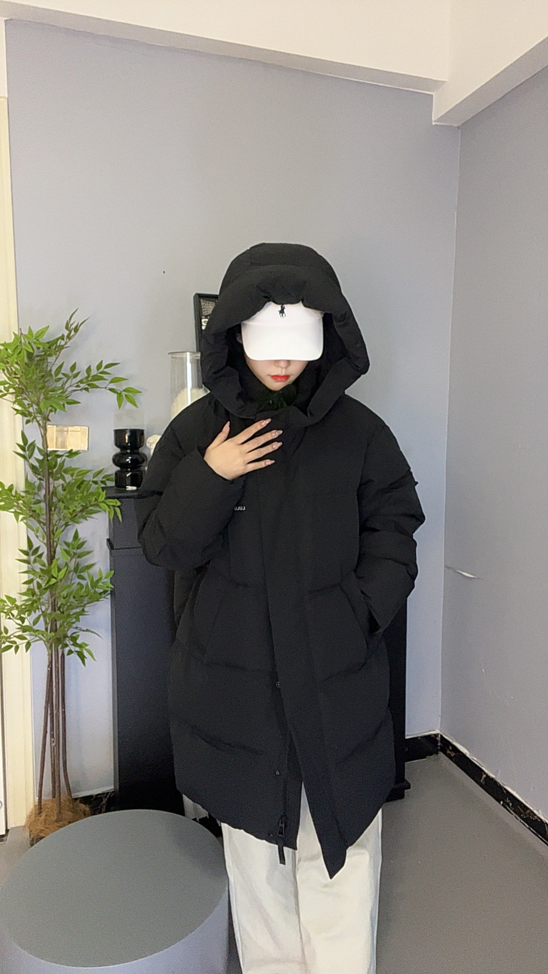 白色长款羽绒服女款冬季2025年新款白鸭绒学院风韩版加厚外套