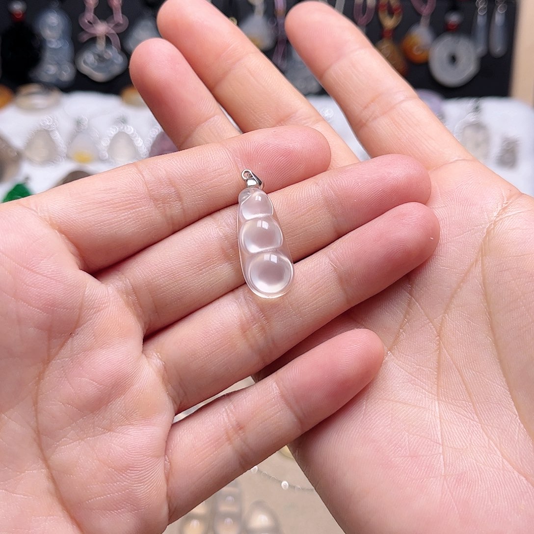 玛瑙/玉髓未镶嵌颈饰恒**压