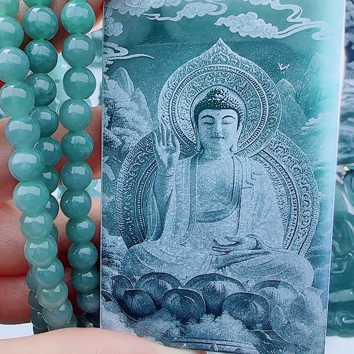 翡翠未镶嵌颈饰多样性发货天然的A货翡翠