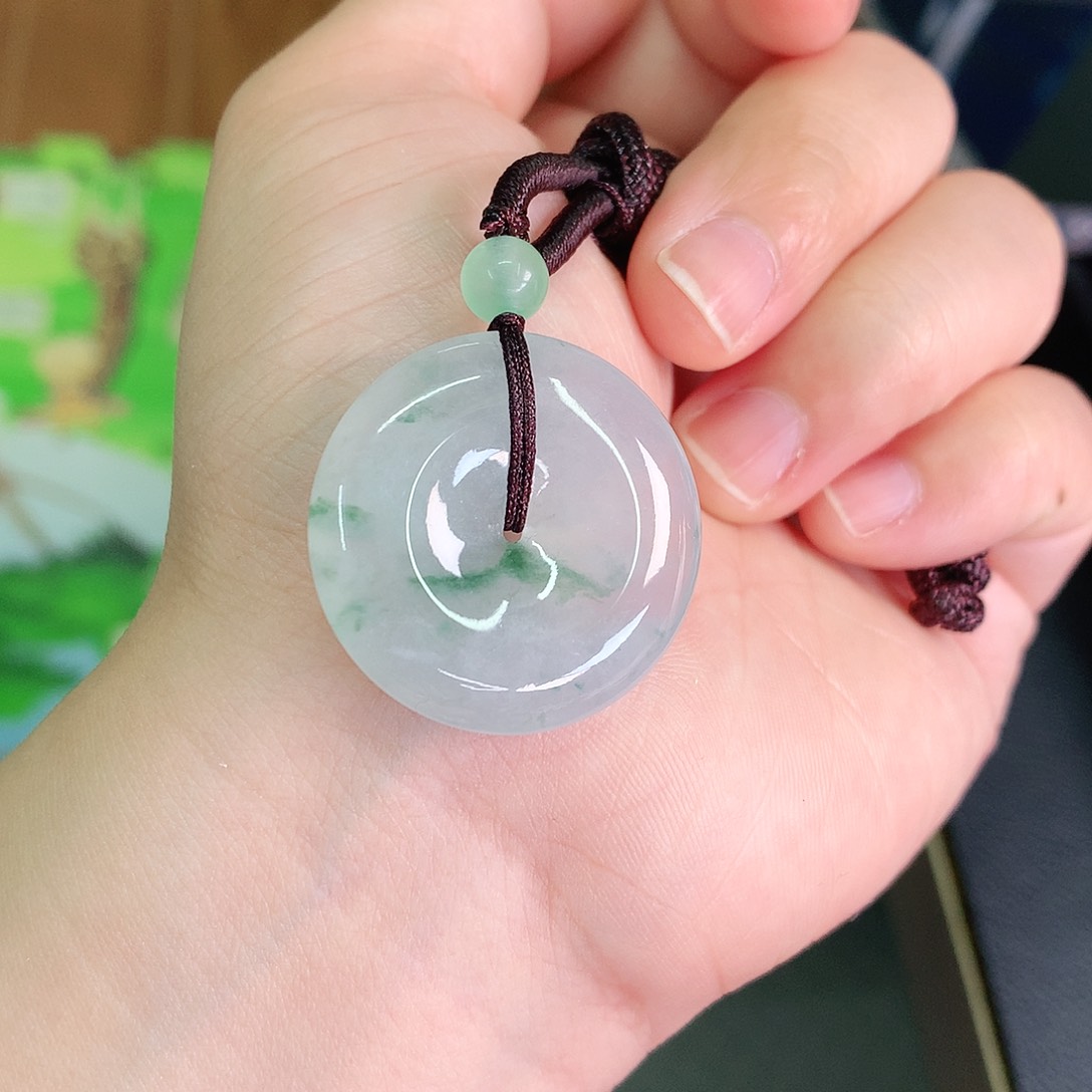 翡翠颈饰未镶嵌冰胶飘绿扣30*5.6