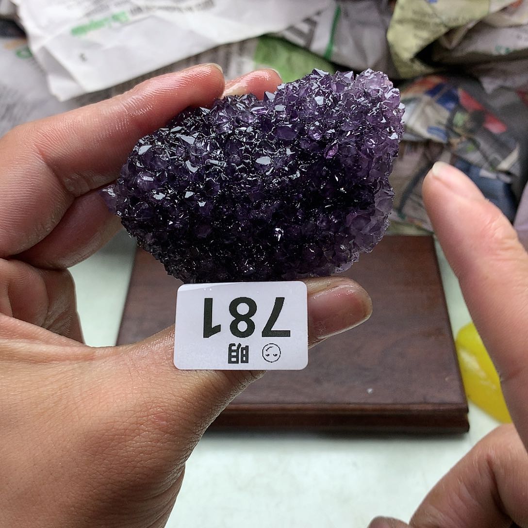 水晶大型摆件（非配饰）未镶嵌