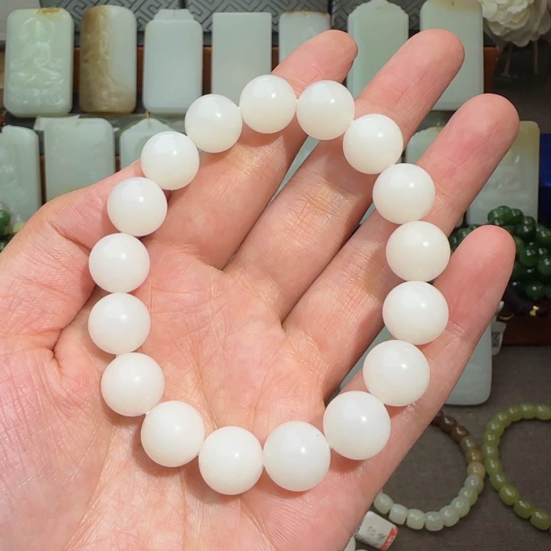 和田玉手链未镶嵌皮*