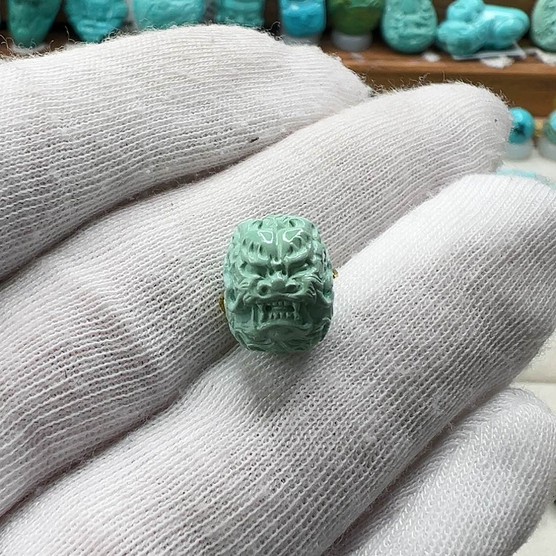 绿松石配饰未镶嵌