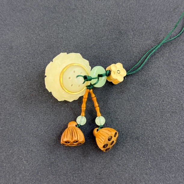 A226莲花莲蓬琉璃挂件0055