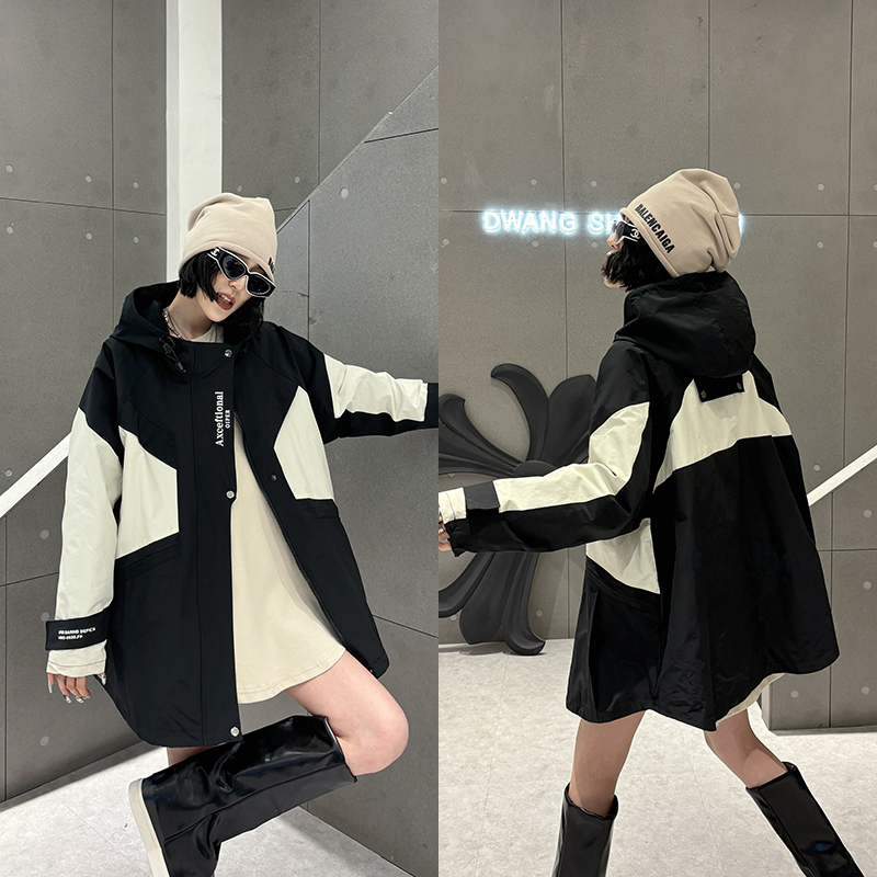 大码女装拼接连帽外套女胖mm显瘦不臃肿休闲外穿上衣百搭2025春秋