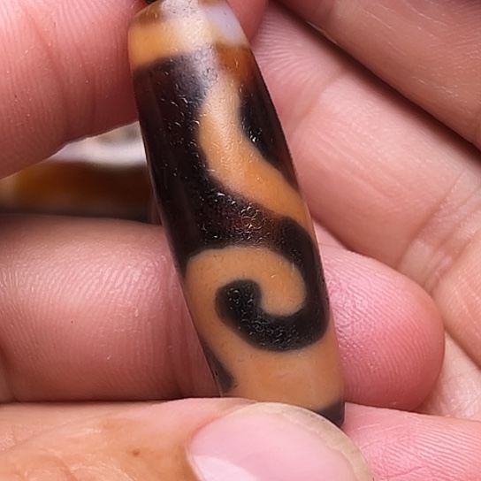 花***卷玛瑙/玉髓未镶嵌颈饰