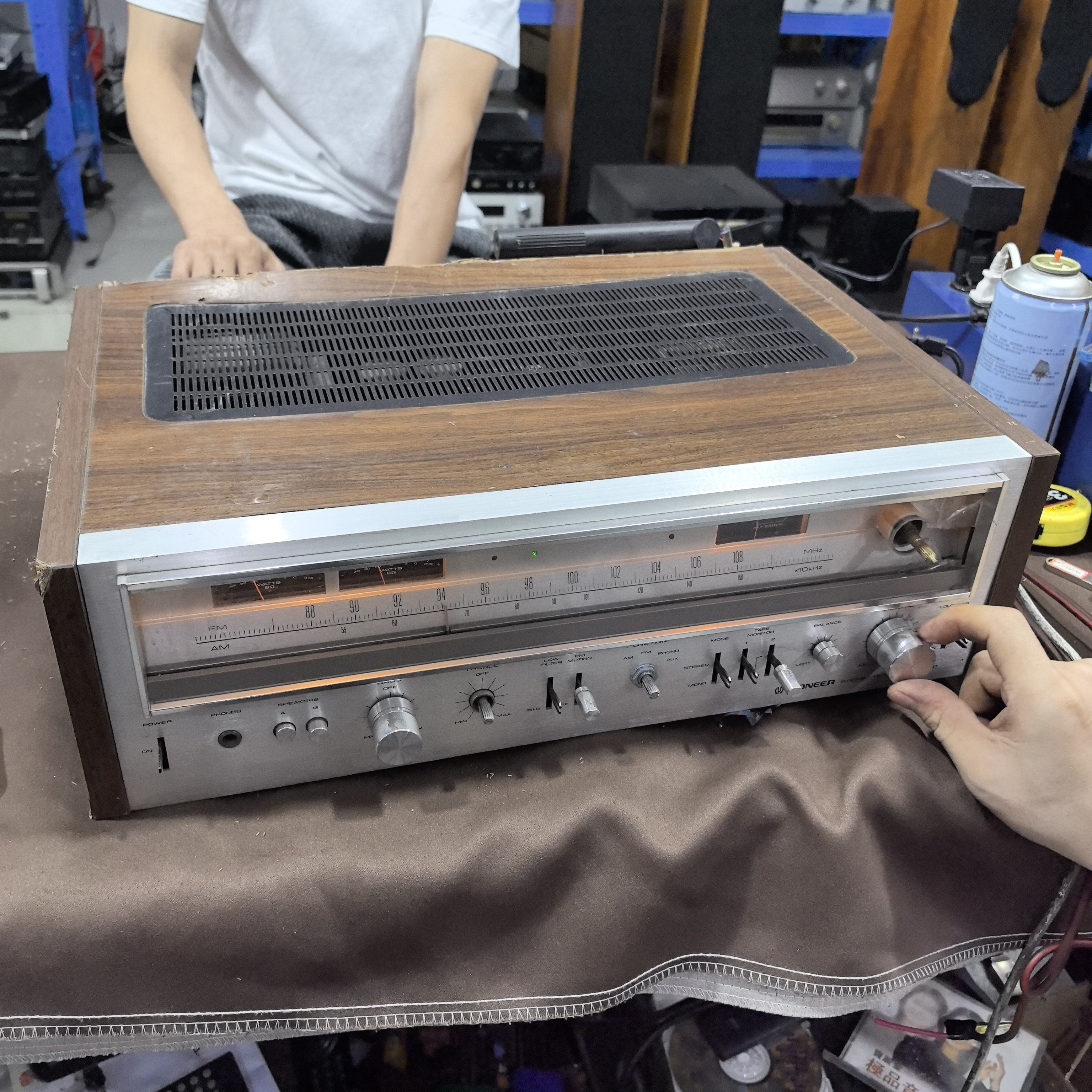 8新  先锋 780收扩机（玻璃坏了）