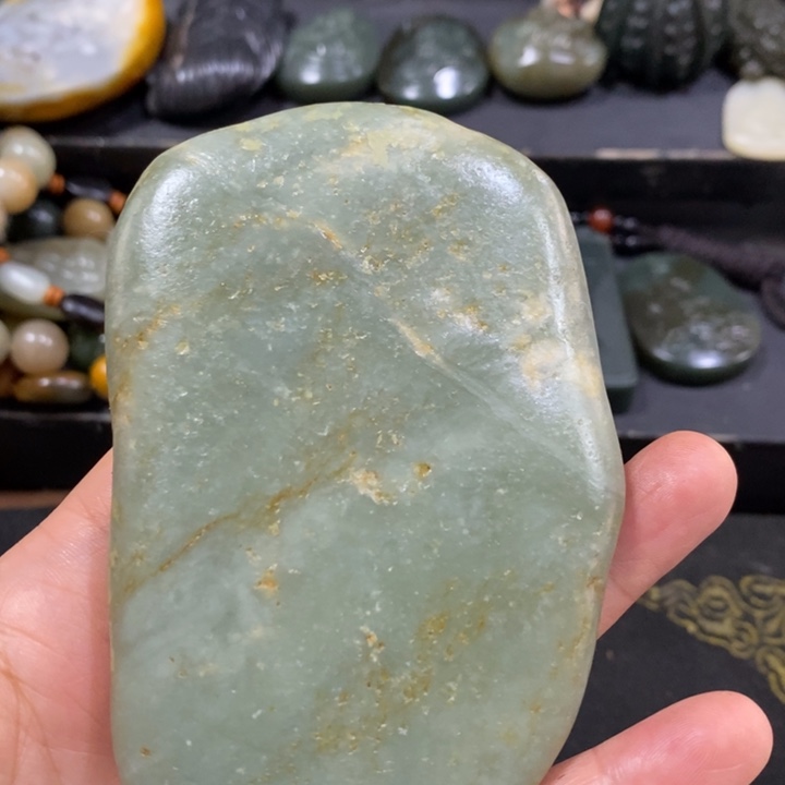 未镶嵌和田玉（糖玉）挂件