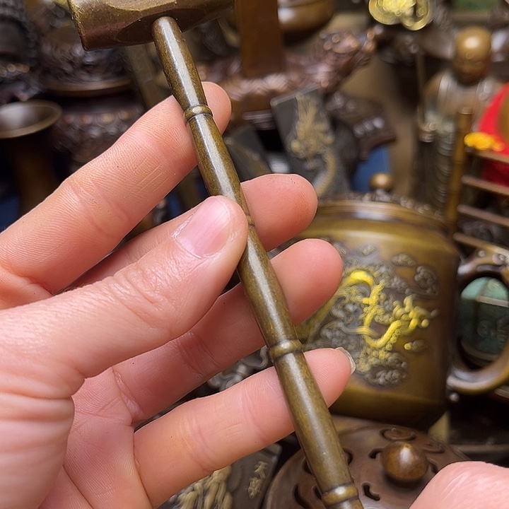 精美铜器批发档口