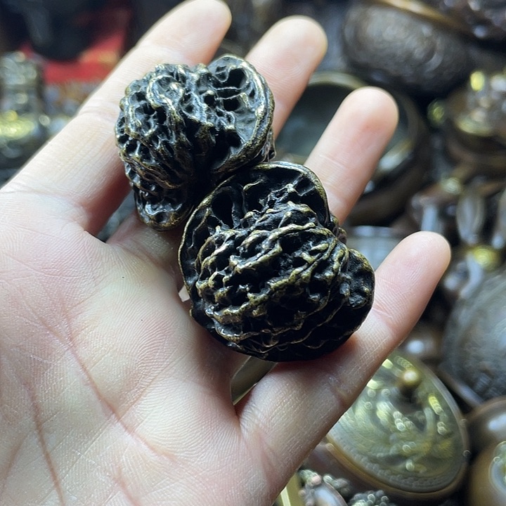 全是铜铜铜器铜器