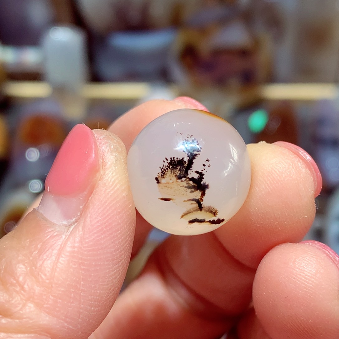 玛瑙/玉髓颈饰未镶嵌