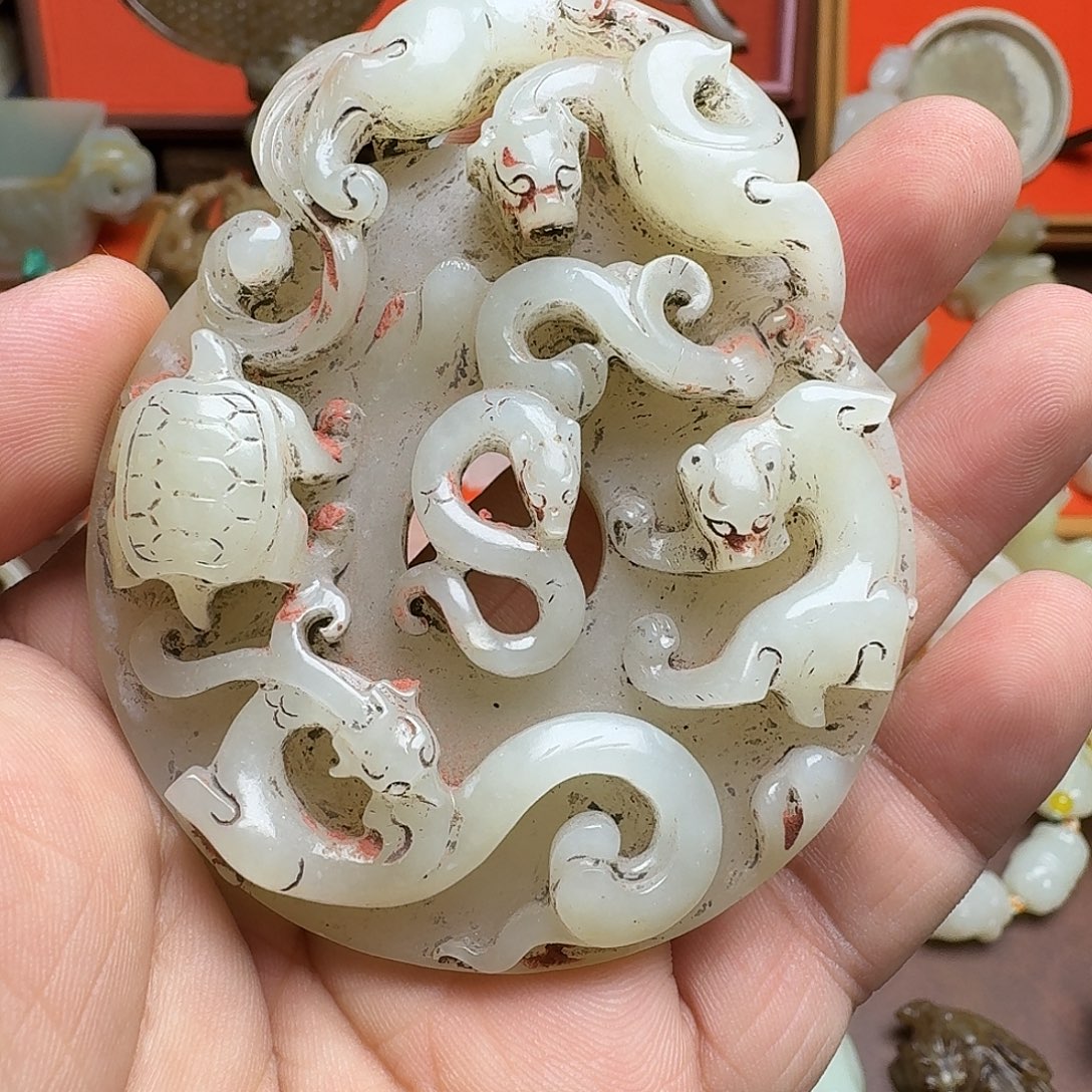 石***君和田玉（糖玉）未镶嵌挂件