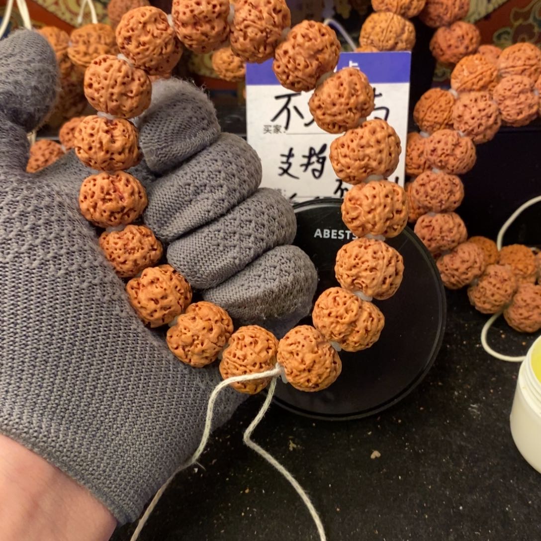兴***地金刚菩提手串20+安娜狼牙梅花