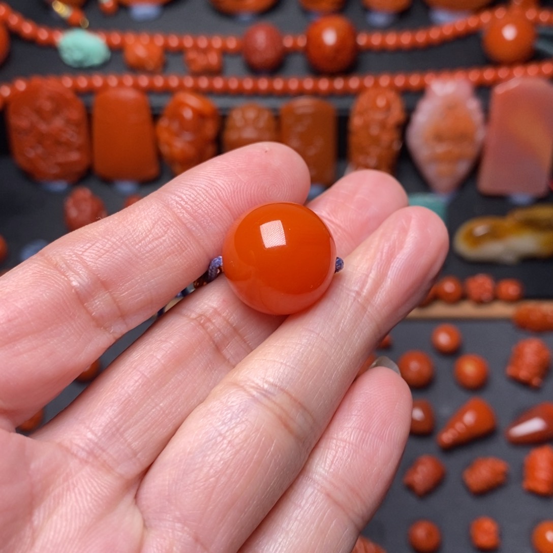 南红玛瑙圆珠1.8未镶嵌周**师
