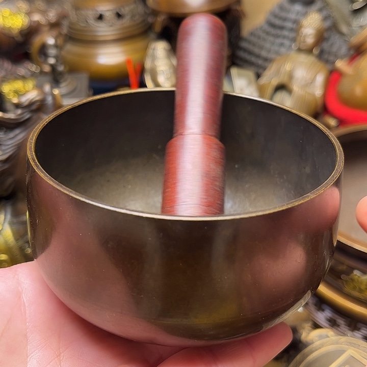 精美铜器批发档口