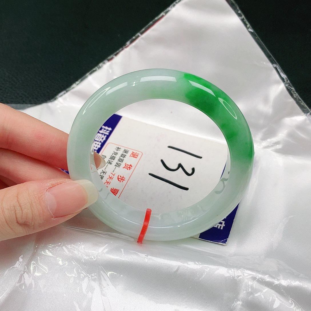 未镶嵌手镯翡翠翡翠手镯