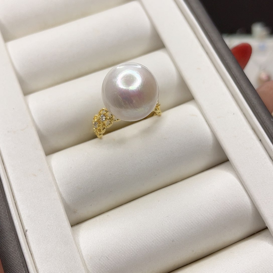 淡水珍珠吊坠(赠链)未镶嵌