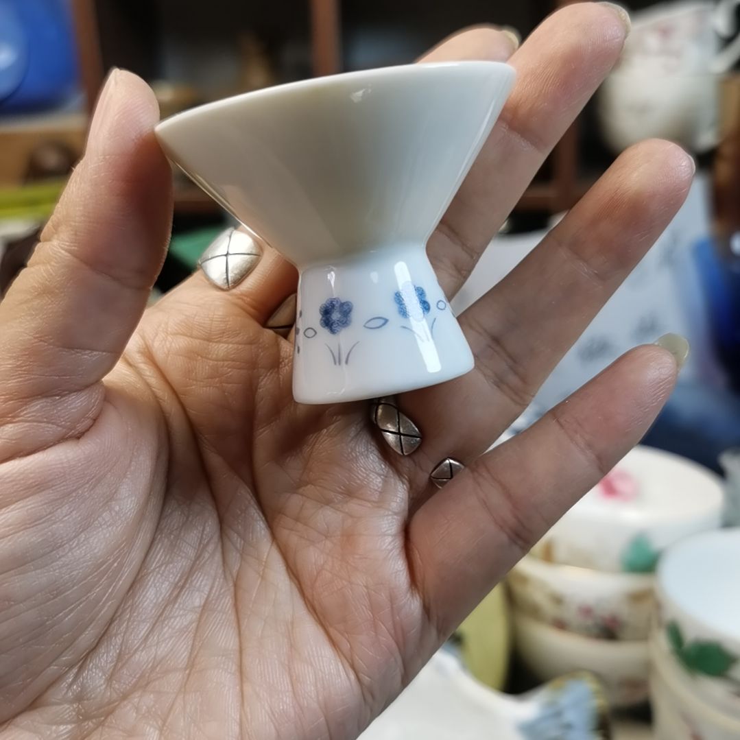 陶瓷杯子碟子小碗