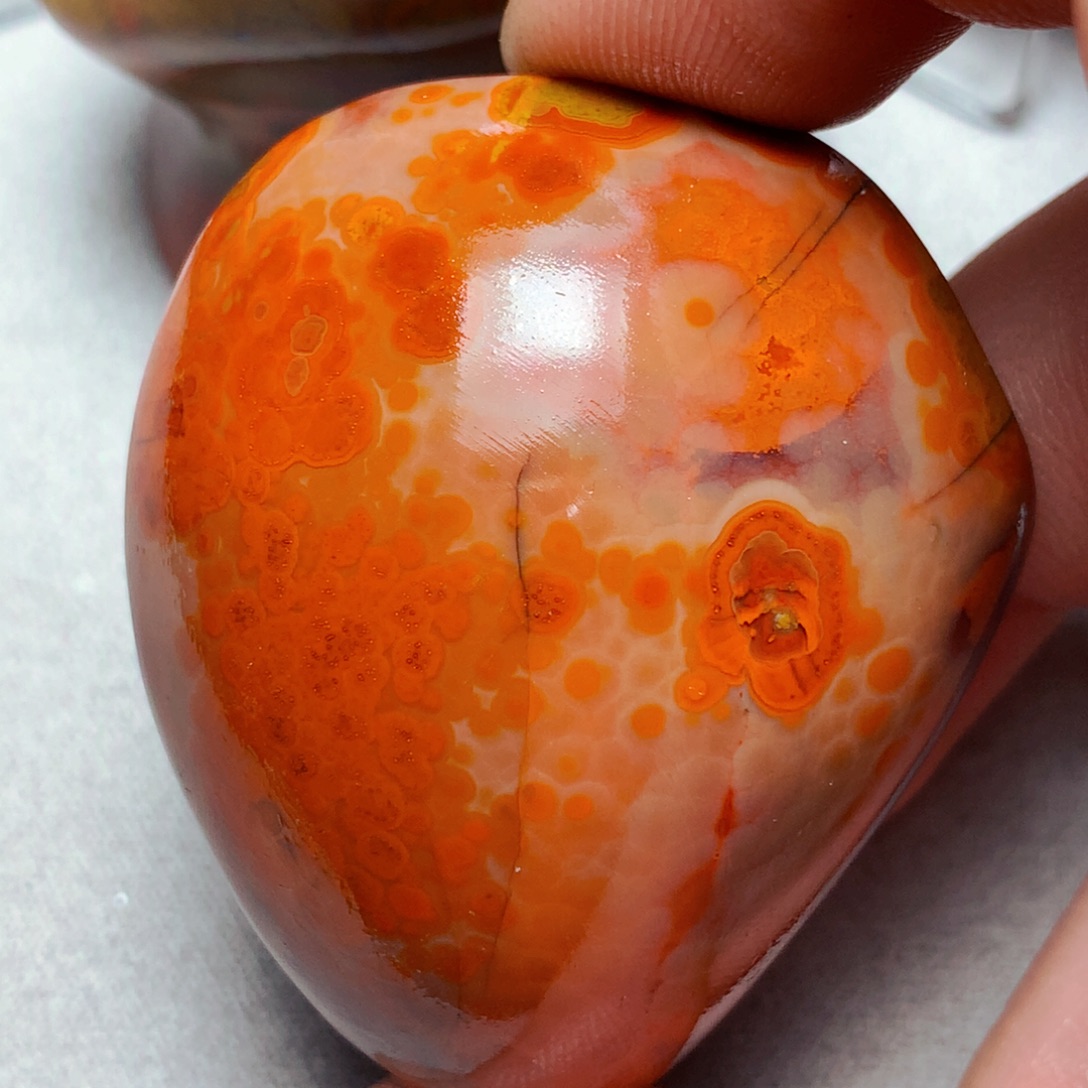 搞***把玛瑙/玉髓未镶嵌战国红