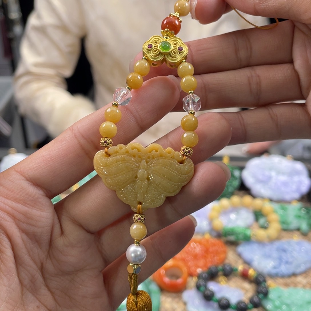 翡翠颈饰未镶嵌代编织