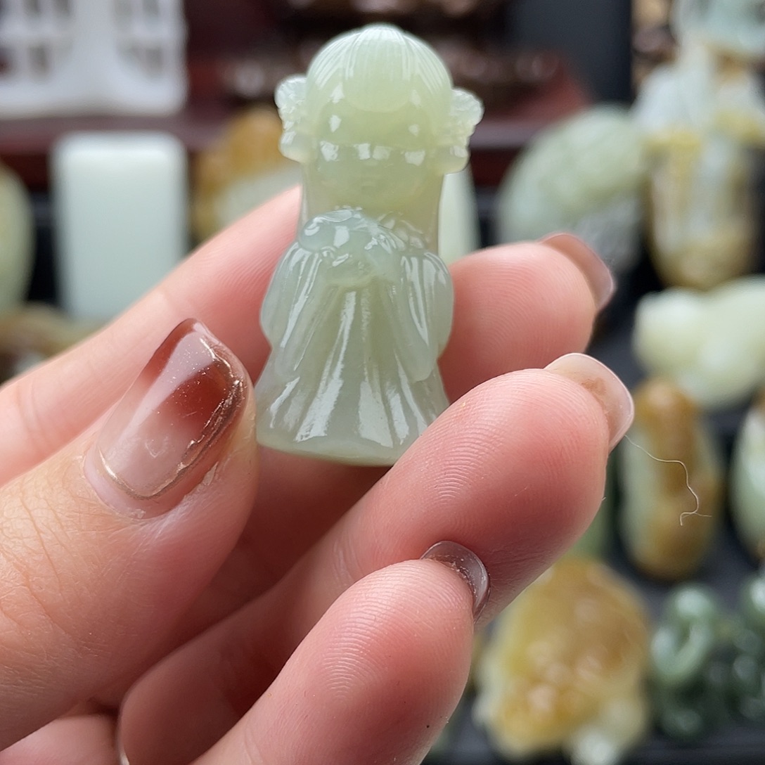 和田玉颈饰未镶嵌