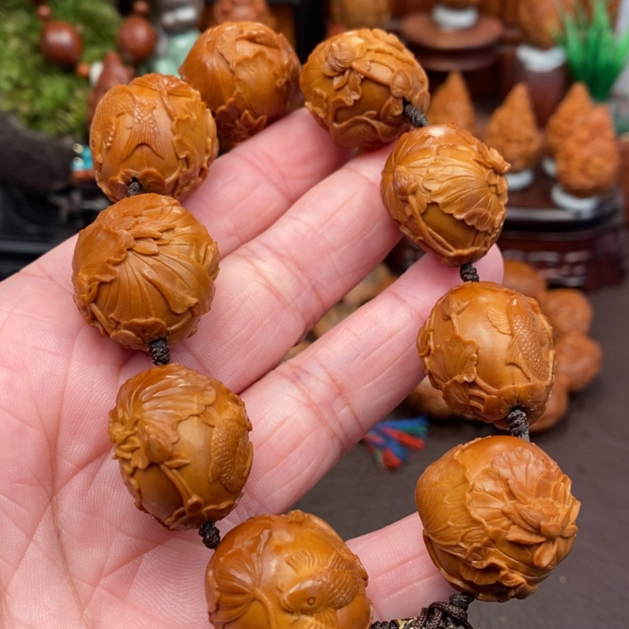 【闪购商品】橄榄核手串荷塘月色