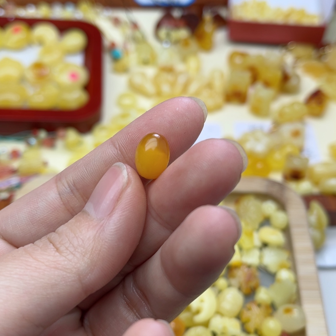 【闪购商品】蜜蜡裸石未镶嵌配饰