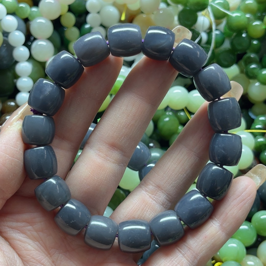 和田玉手链未镶嵌