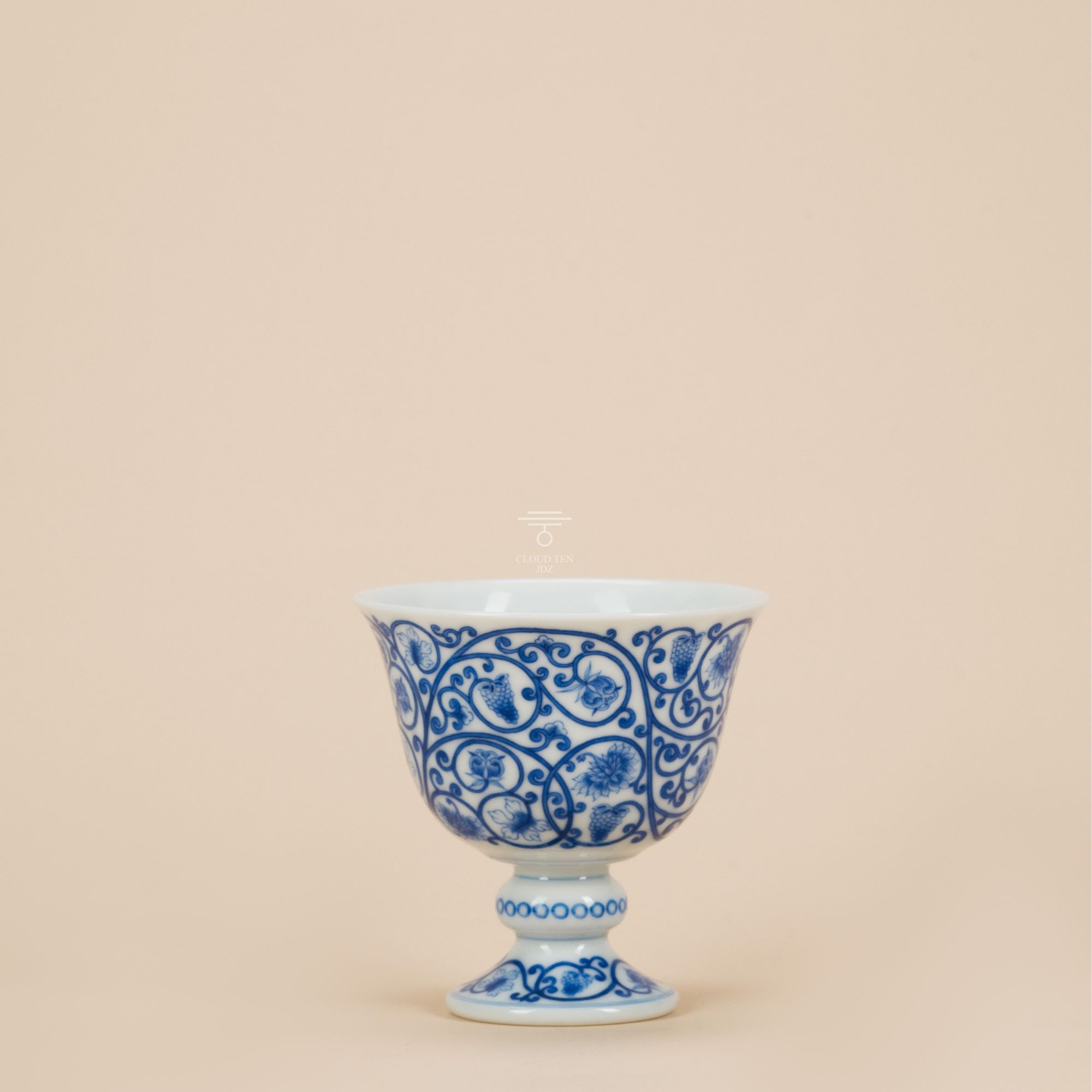 陶人临古青花什锦花卉高足杯