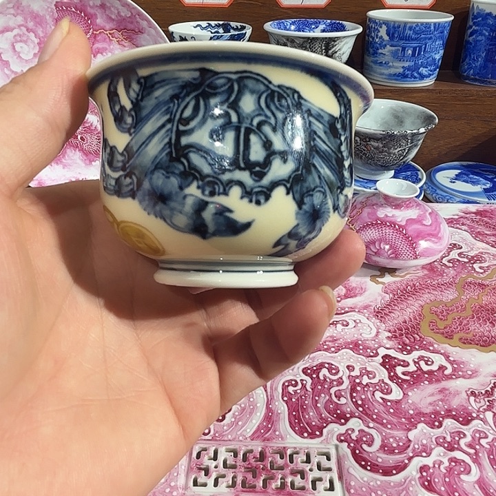 青花手工手绘螃蟹主人杯