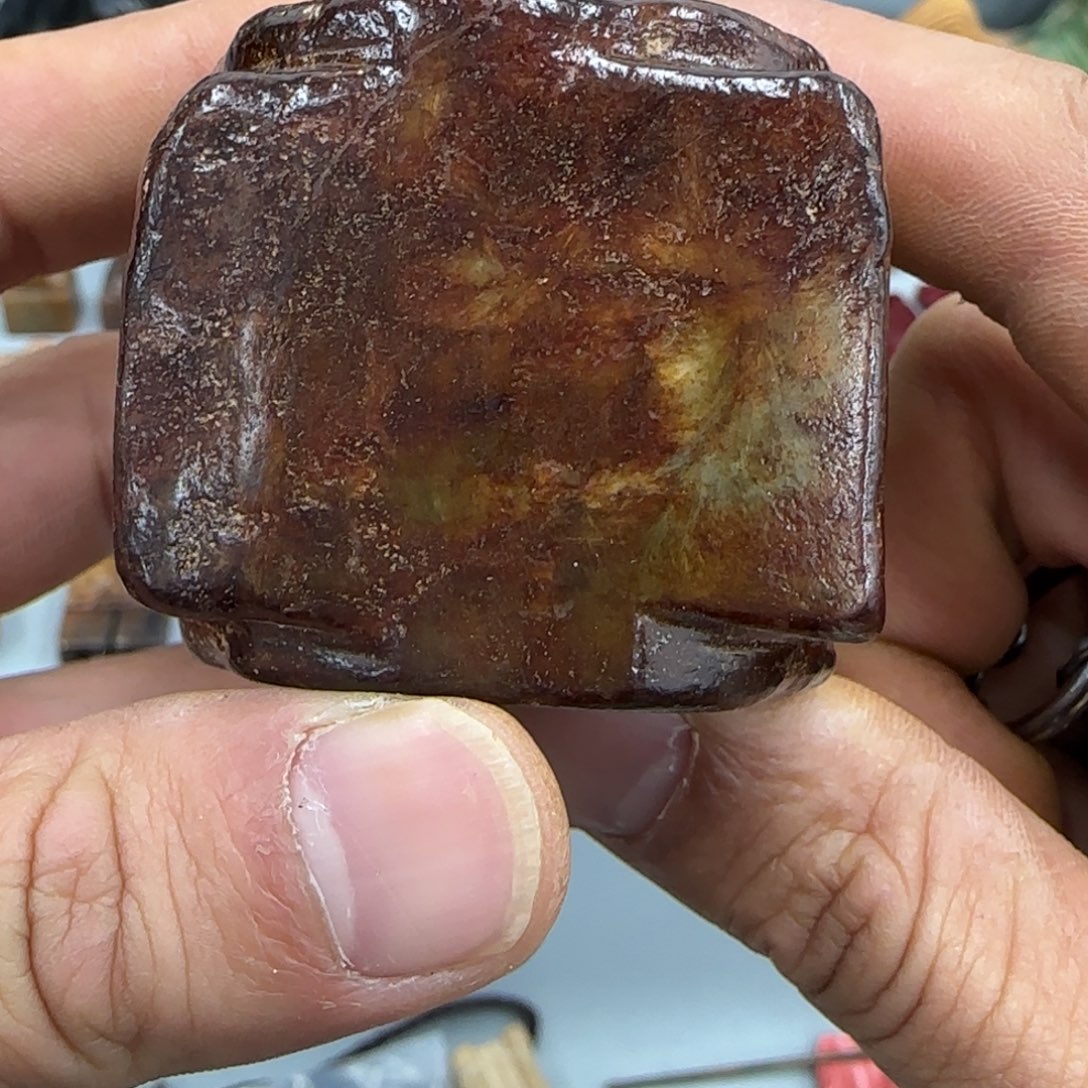 未镶嵌和田玉（糖玉）珠宝奇石