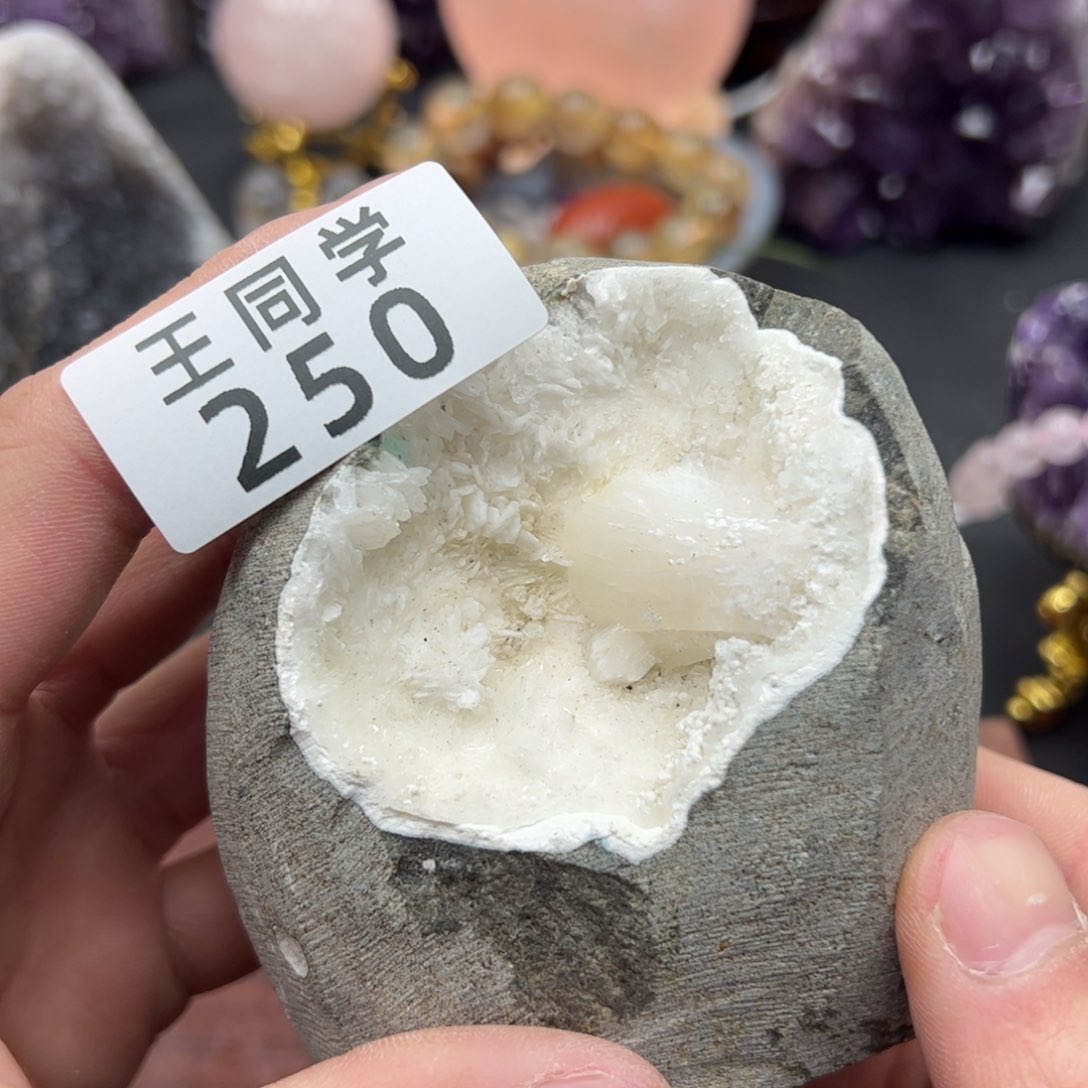 水晶水晶摆件未镶嵌250