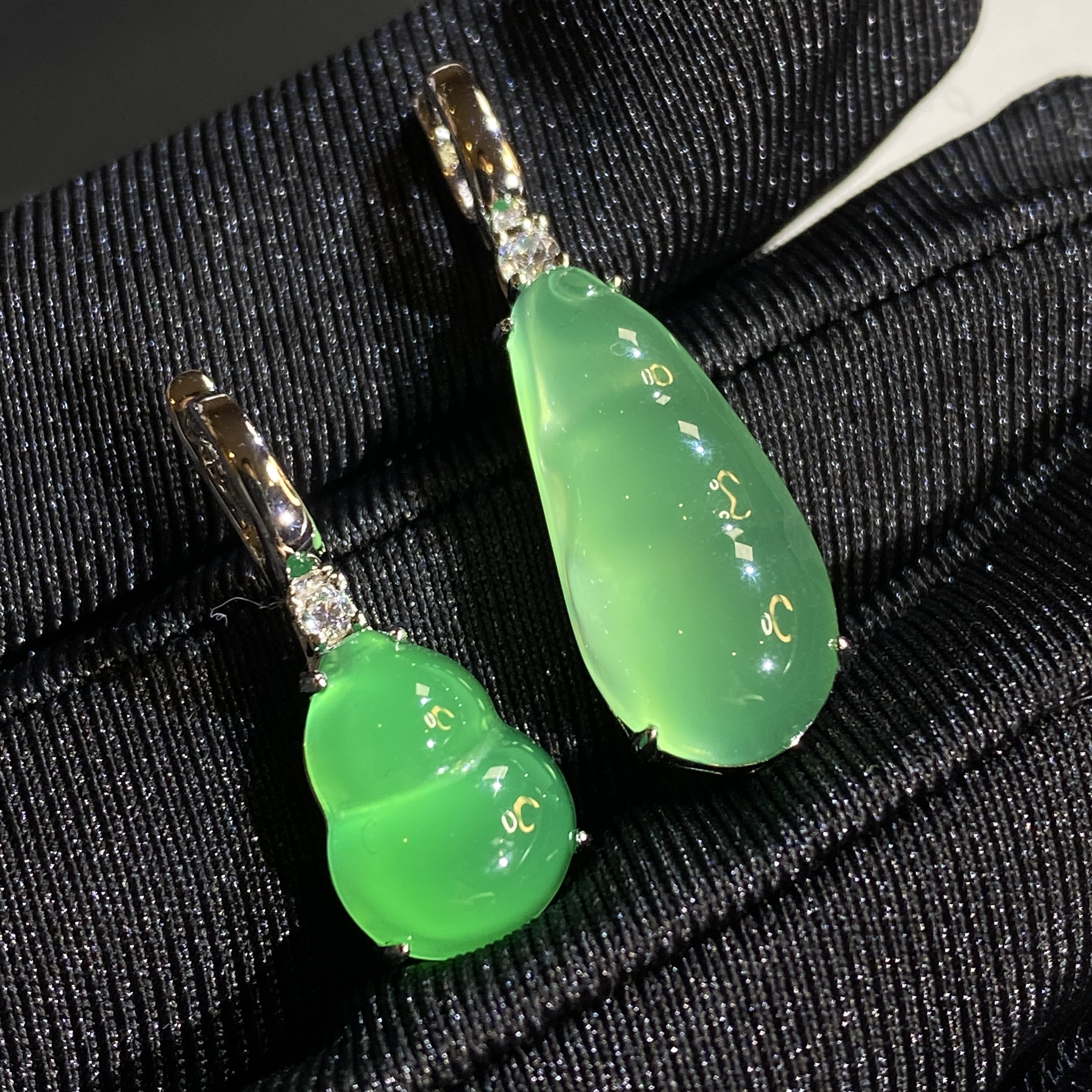 suichen/穗辰S925银镶嵌天然绿玉髓锁骨链吊坠小而精致百搭耐看