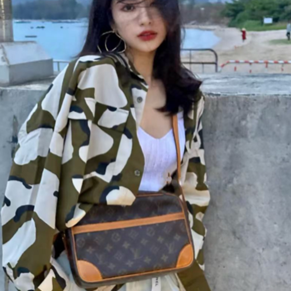 99新 LouisVuitton/路易威登 相机包/植柔革换新